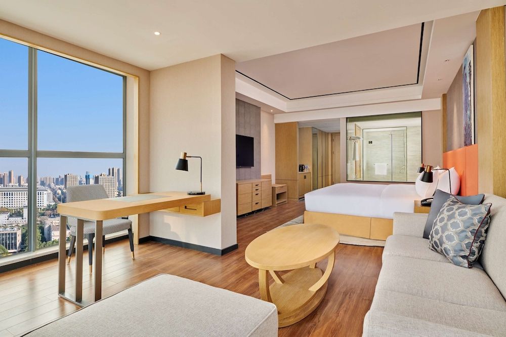 Premium Room, 1 King Bed