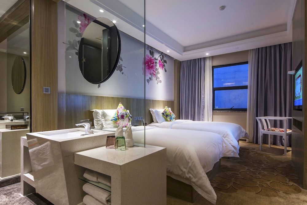 PACO Hotel Guangzhou Dongfeng Road Branch Superior Twin Room (without window)