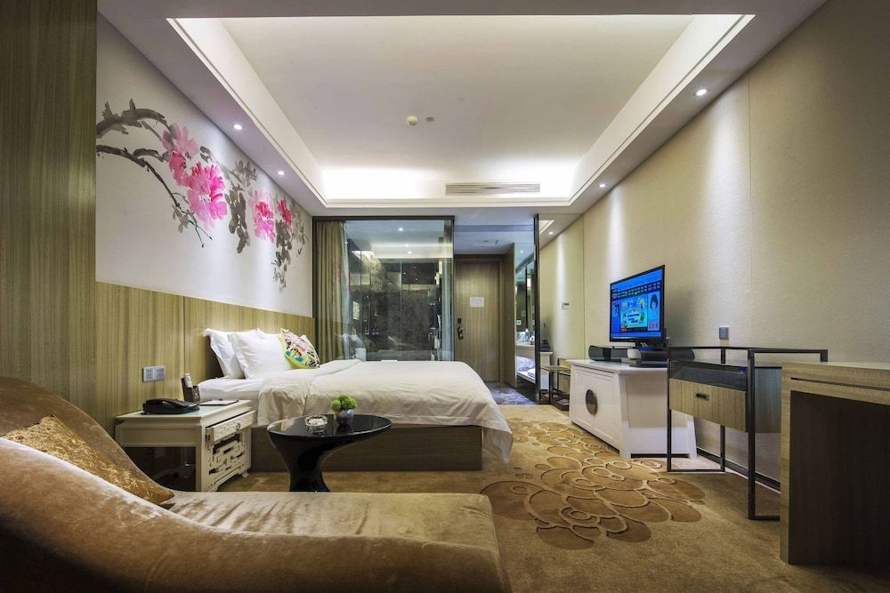 Luxury Room, 1 King Bed