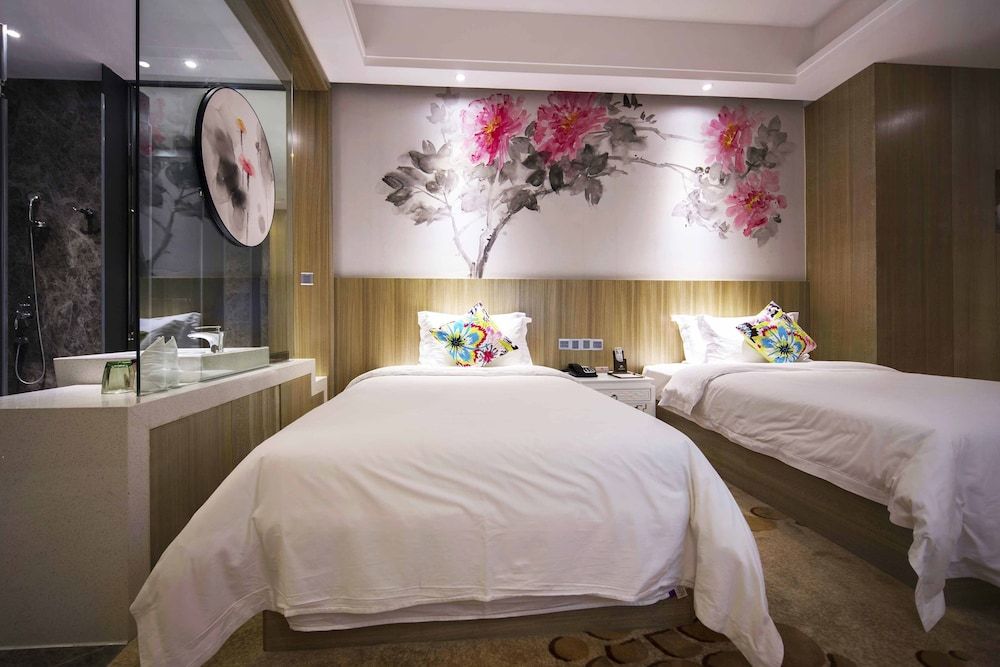 PACO Hotel Guangzhou Dongfeng Road Branch Superior Twin Room (without window) 3