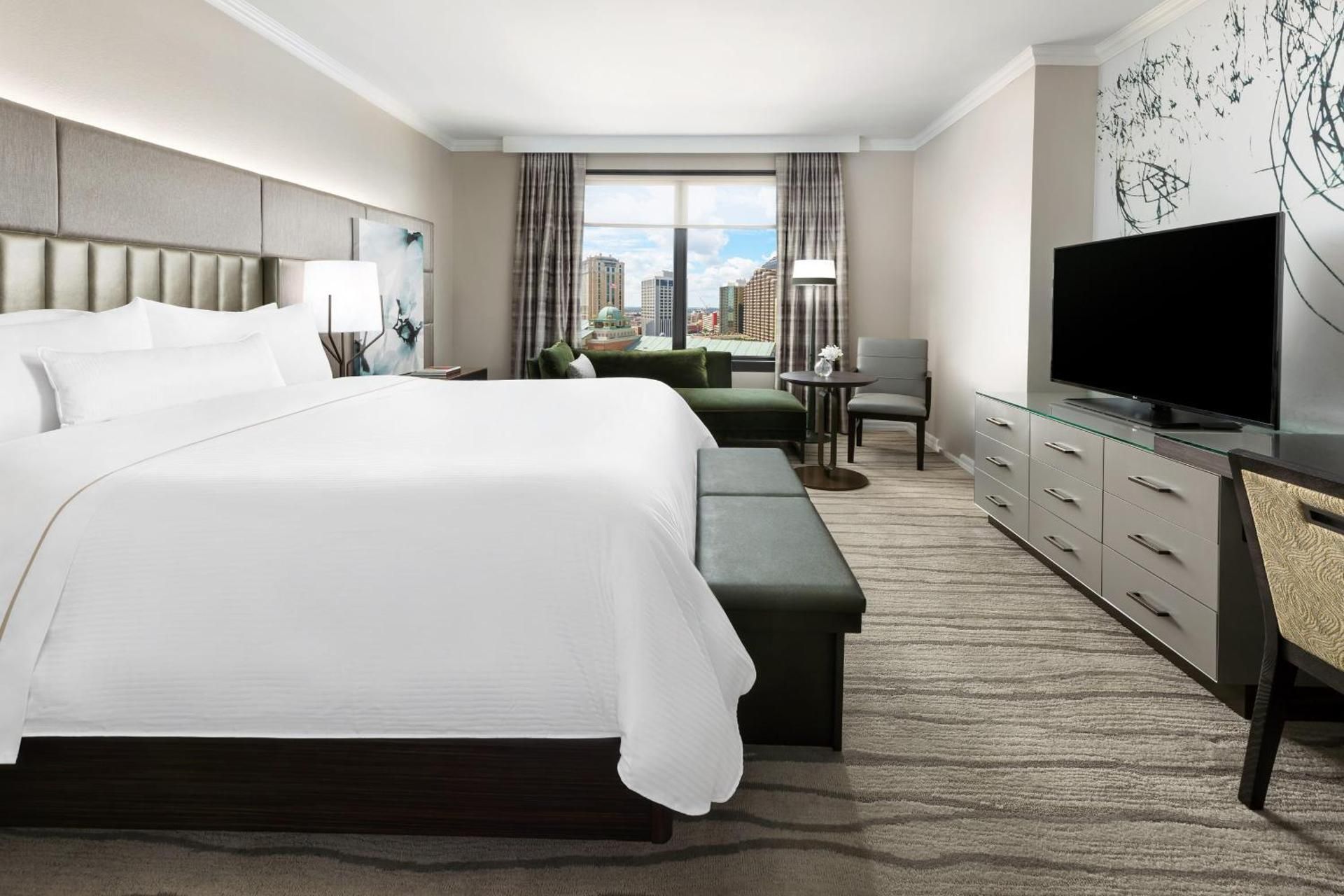 Superior, Guest room, 1 King,  City view (Hearing Accessible)