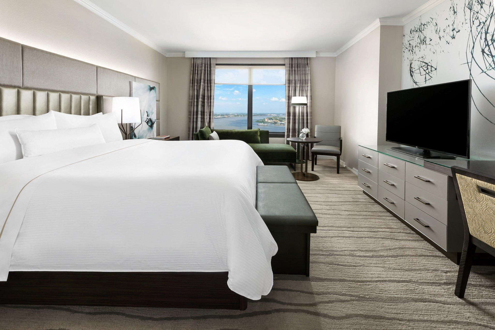 Premium, Guest room, 1 King, River view