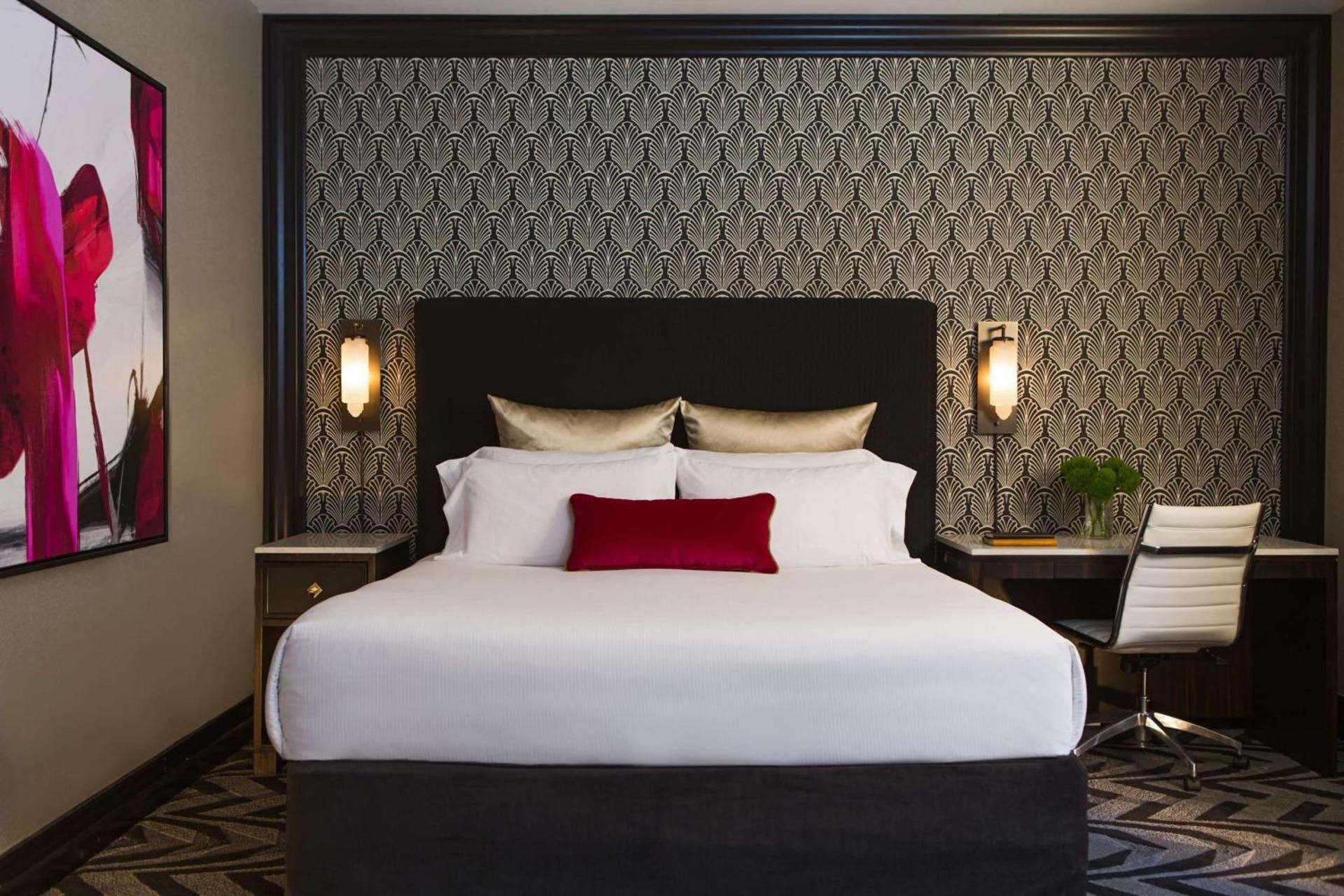 The Allegro Royal Sonesta Hotel Chicago Loop Deluxe - Queen