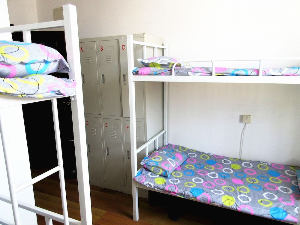 Shared Dormitory, Women only (1 Bed in 6 Beds Room)