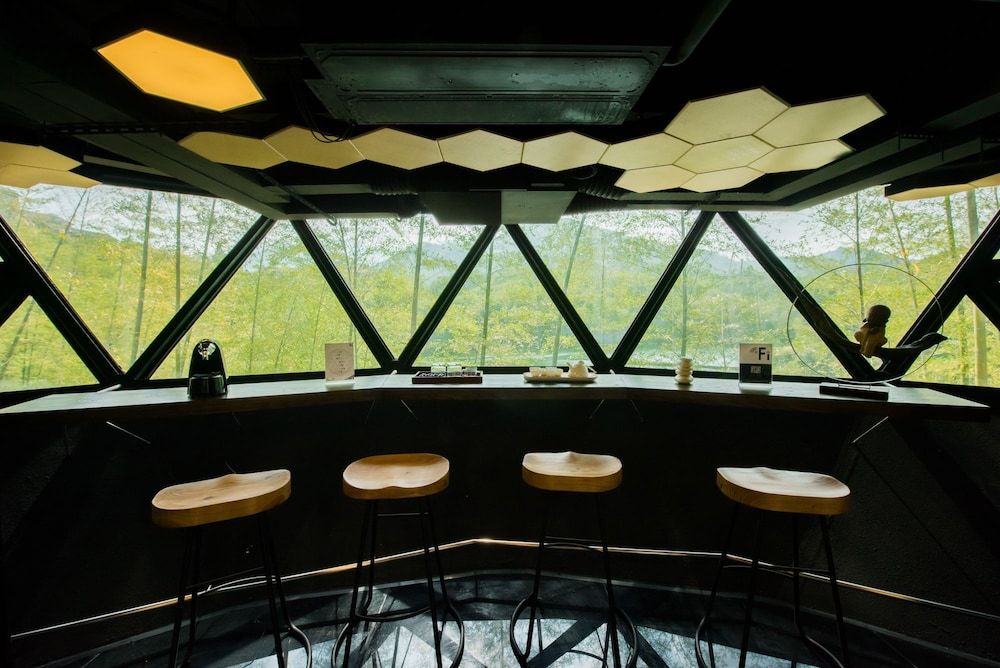 Planet Zero Retreat Premier Villa 8