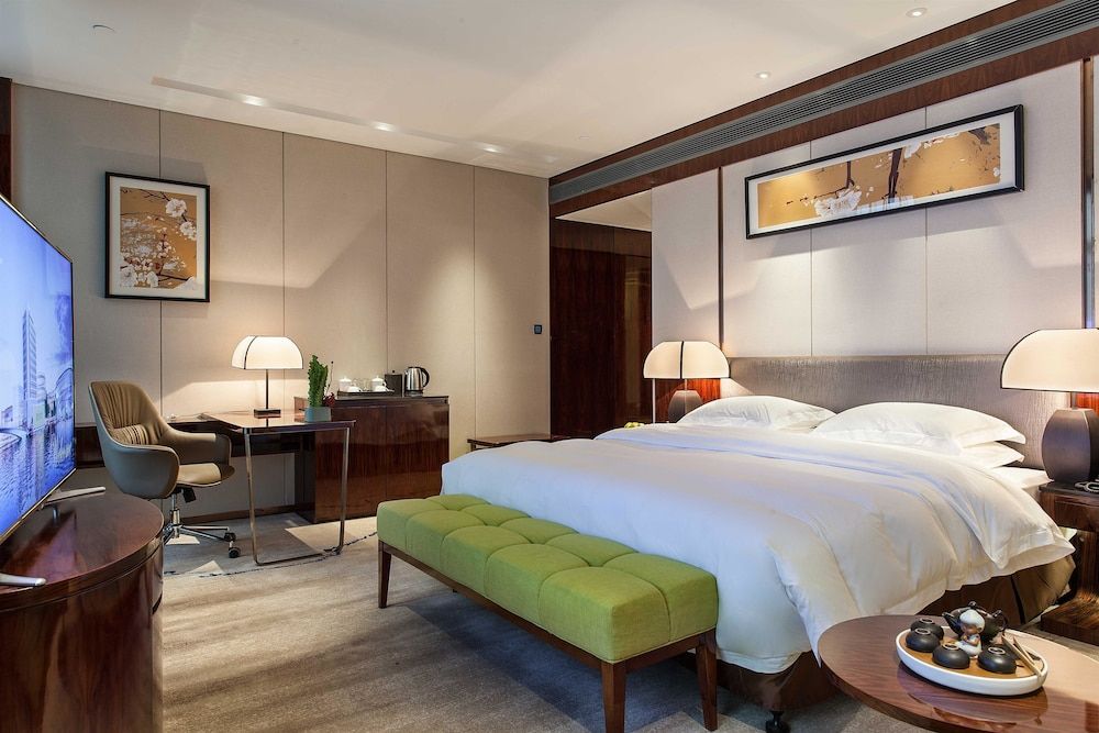 Efficiency, Executive Room, 1 King Bed, Smoking