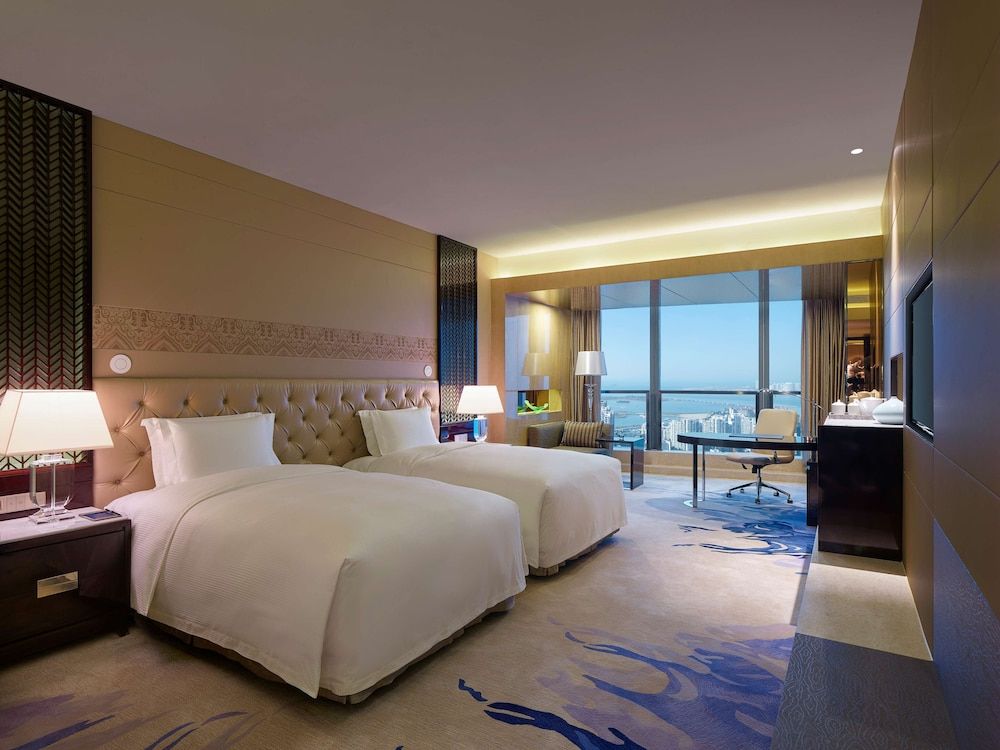 Hilton Haikou Twin Executive Room
