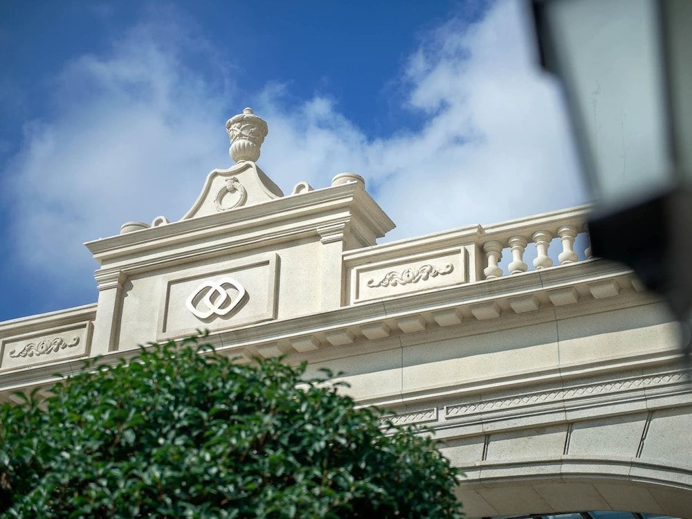 undefined Sofitel Shanghai Hongqiao 9