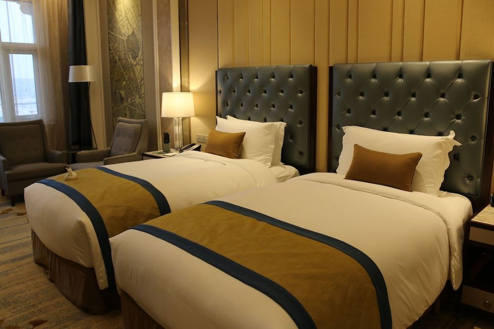 Sofitel Shanghai Hongqiao Superior Room, 2 Twin Beds 2