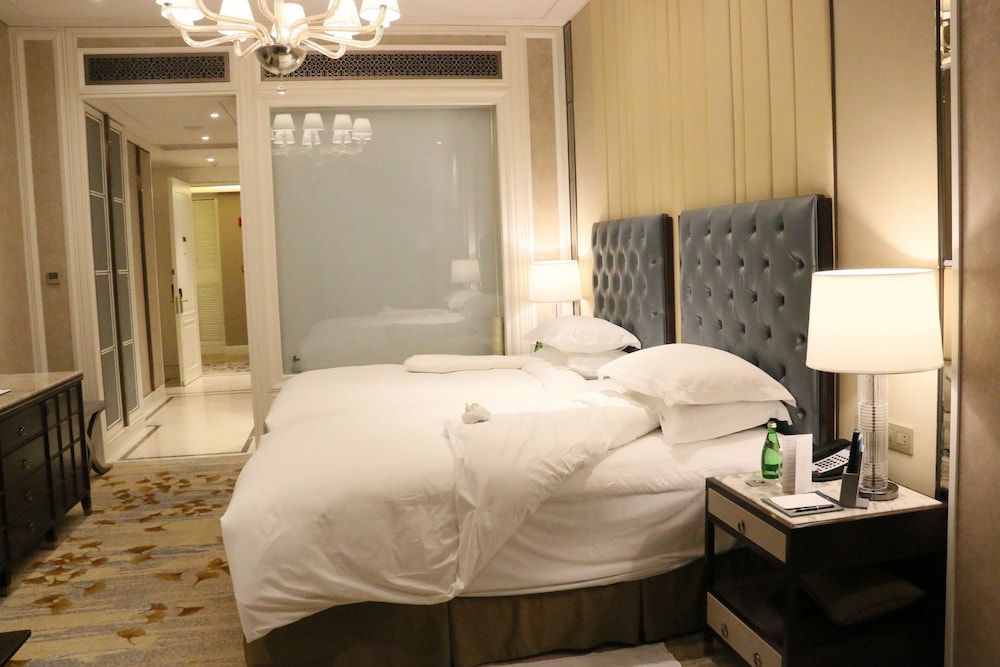 Sofitel Shanghai Hongqiao Superior Room, 2 Twin Beds 4