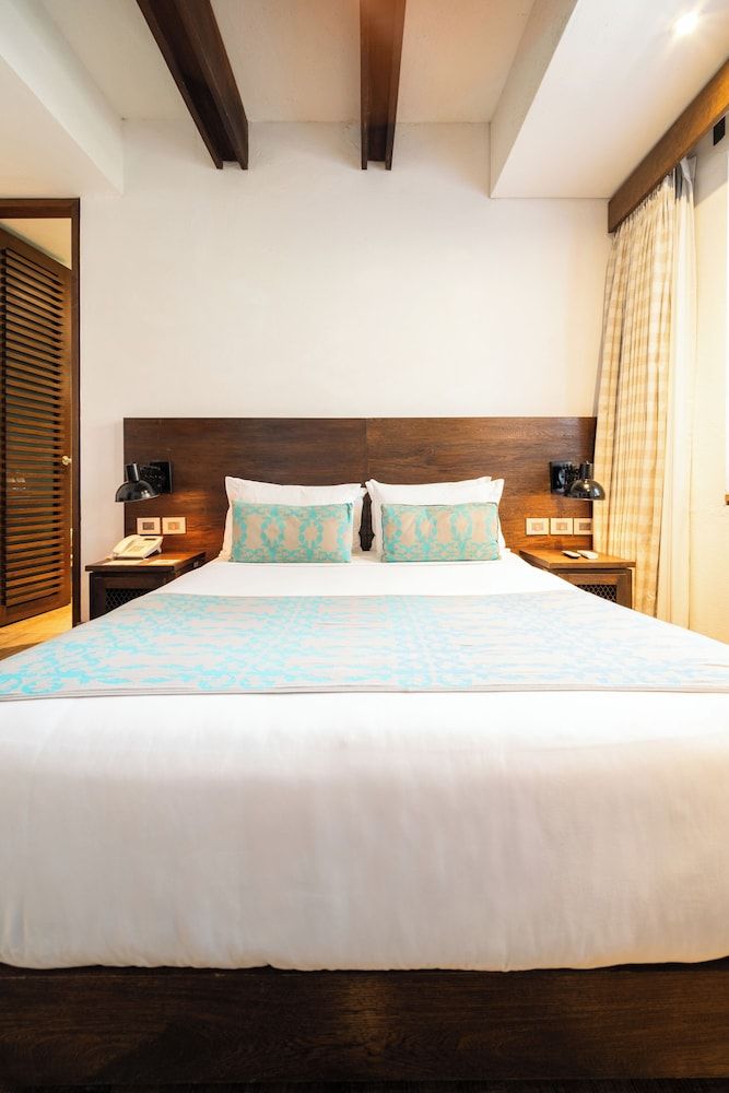 Superior Room, 1 Queen Bed