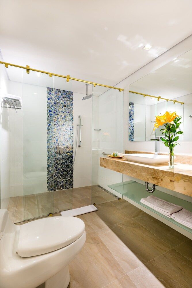 Hotel El Dorado Bogota Superior Double Room, 1 Double Bed 5