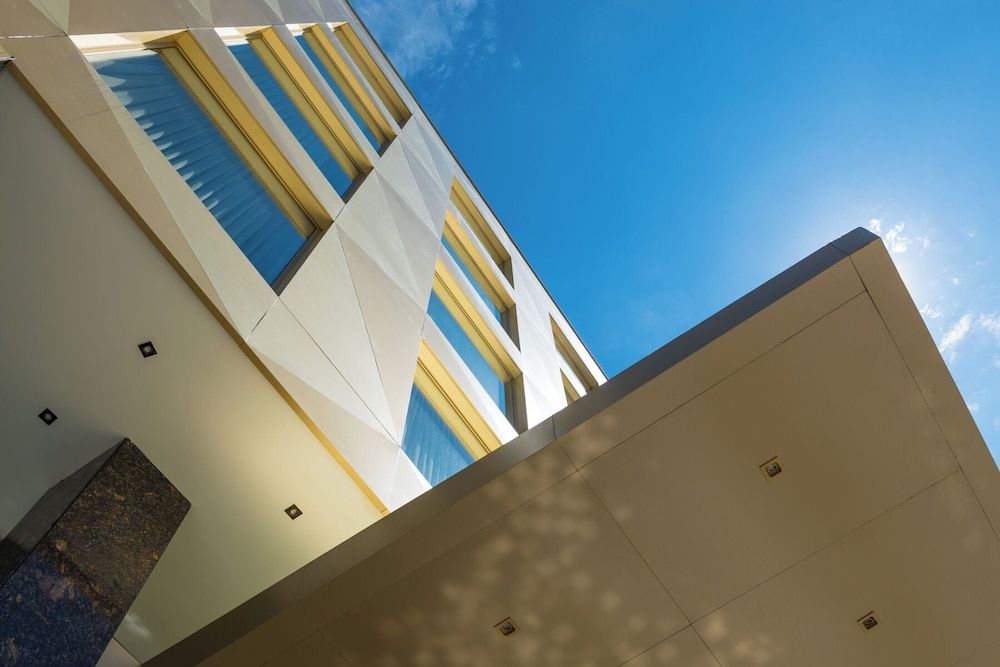 undefined Hotel El Dorado Bogota 4