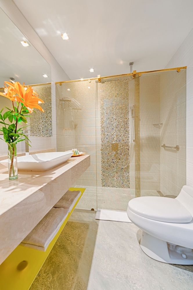 Hotel El Dorado Bogota Superior Double Room, 1 Double Bed 4