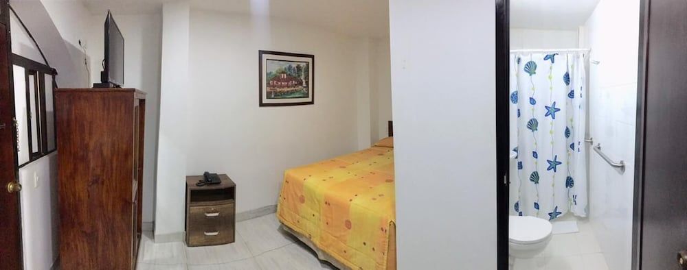 undefined Hotel Ecoinn 9