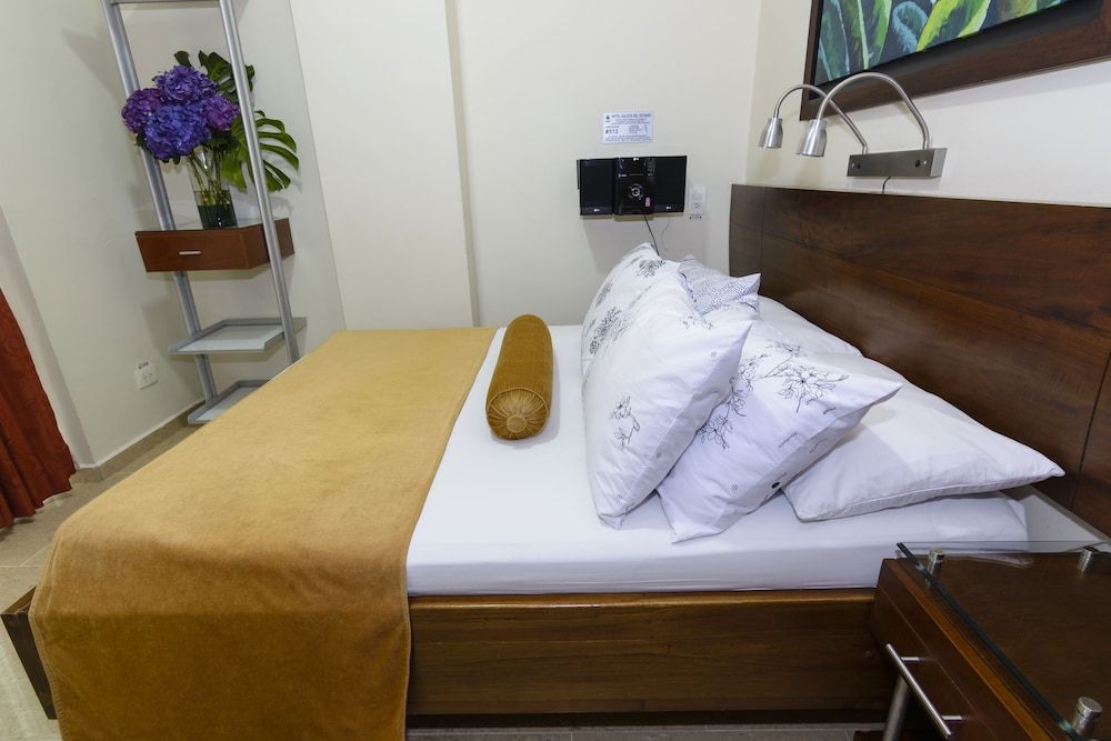 Hotel Sauces Del Estadio Economy Room 5