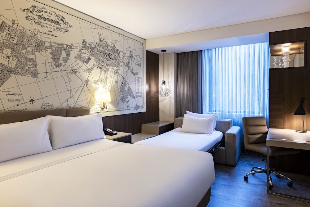 Courtyard by Marriott Bogota Airport Superior Room, 1 King Bed with Sofa bed 2