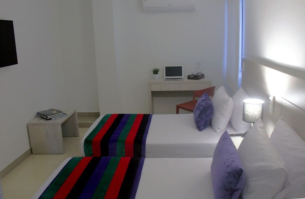 Hotel Suite Comfort Standard Twin Room 3