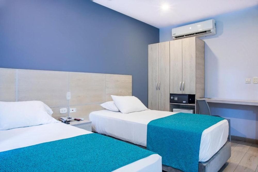 Hotel Santorini Casablanca Santa Marta Standard Twin Room 3