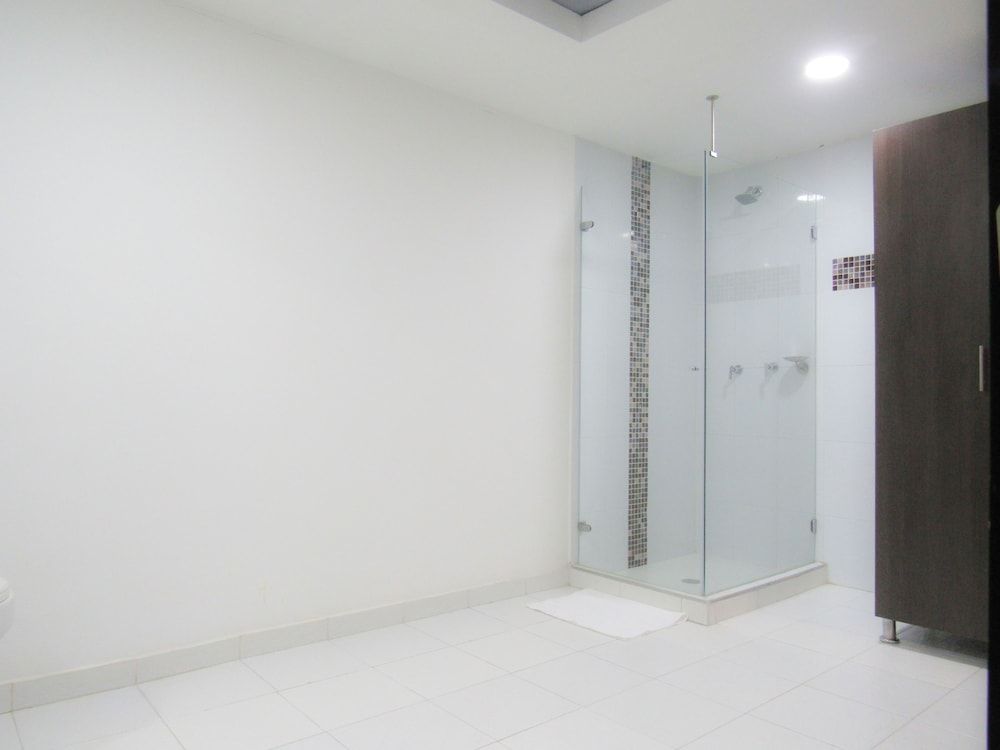 Hotel Metro 26 Double Room 8