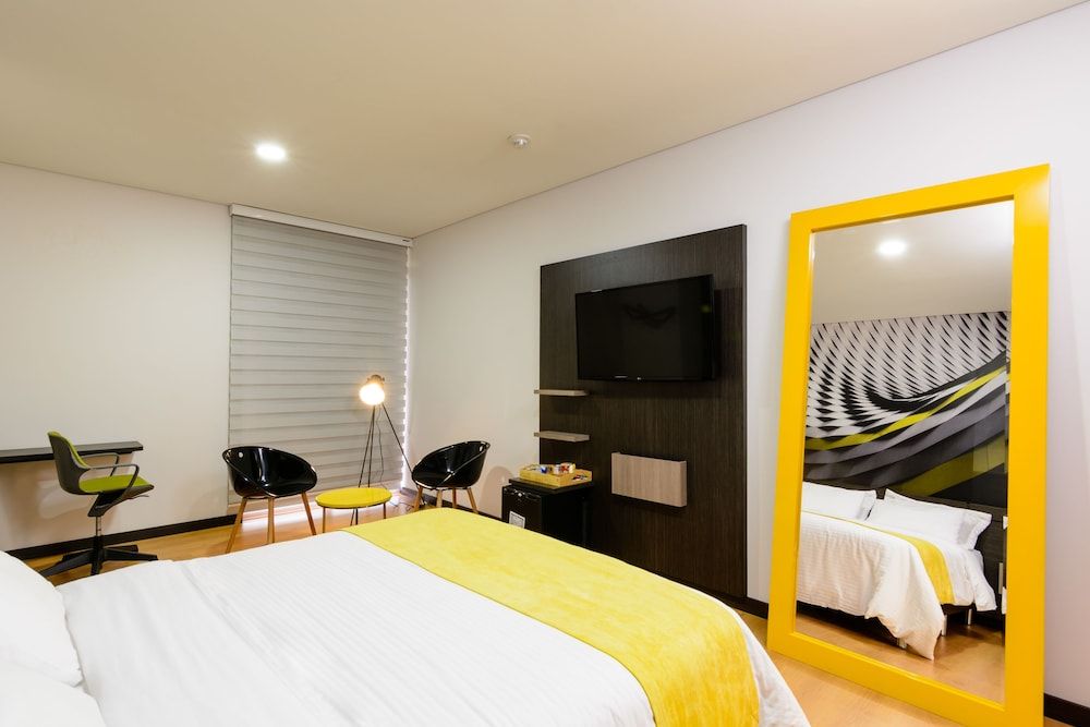 Hotel Vivre Superior Double Room 4