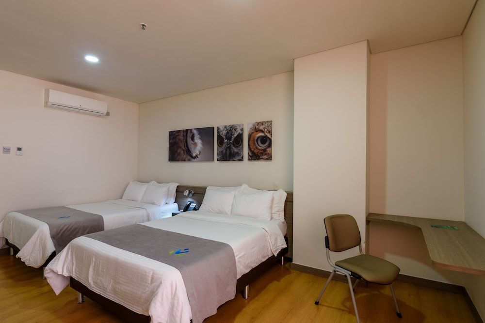 Hotel Vivre Standard Triple Room 2