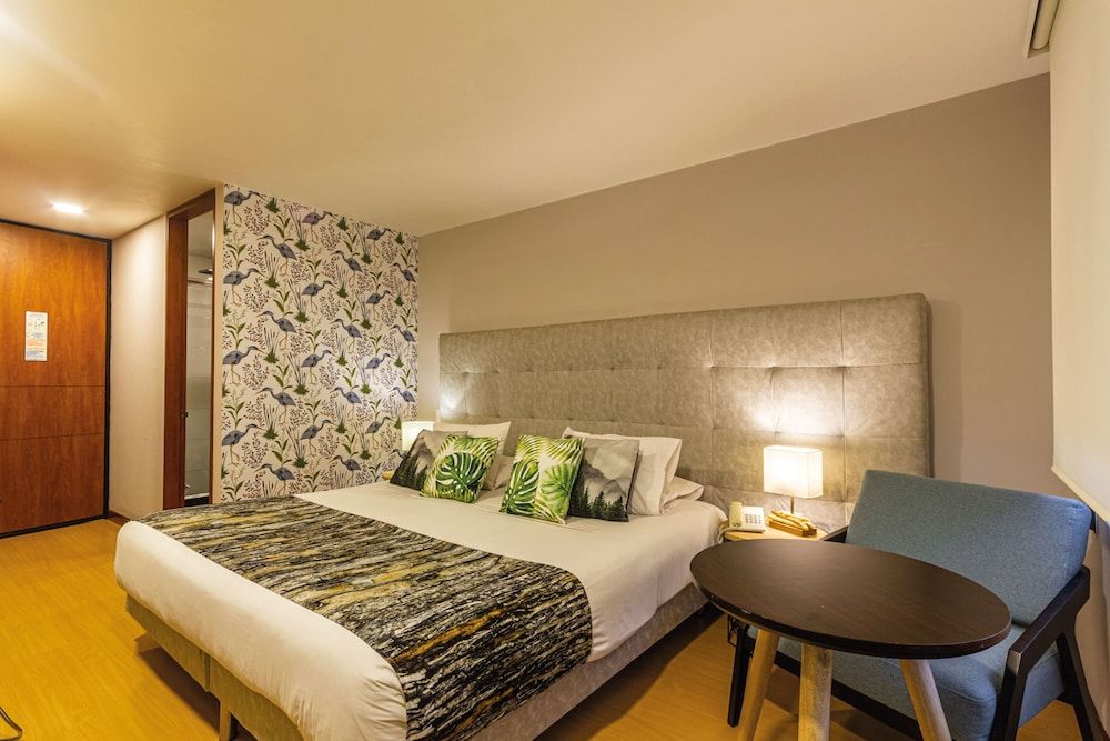 Hotel Factory Green Deluxe Room, 1 King Bed 2