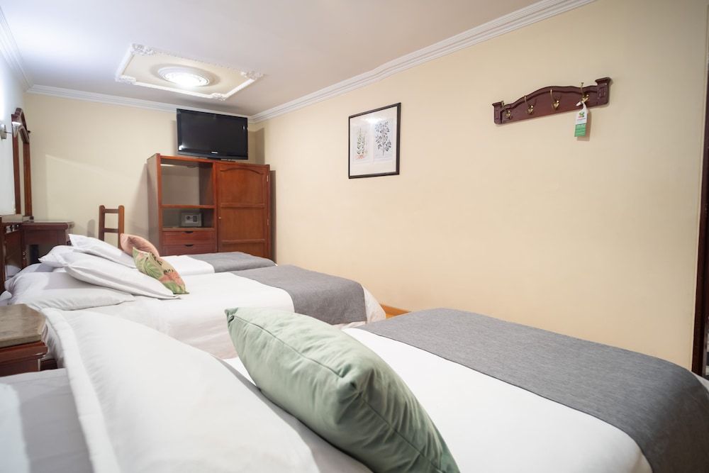 undefined Hotel Virrey Central 10