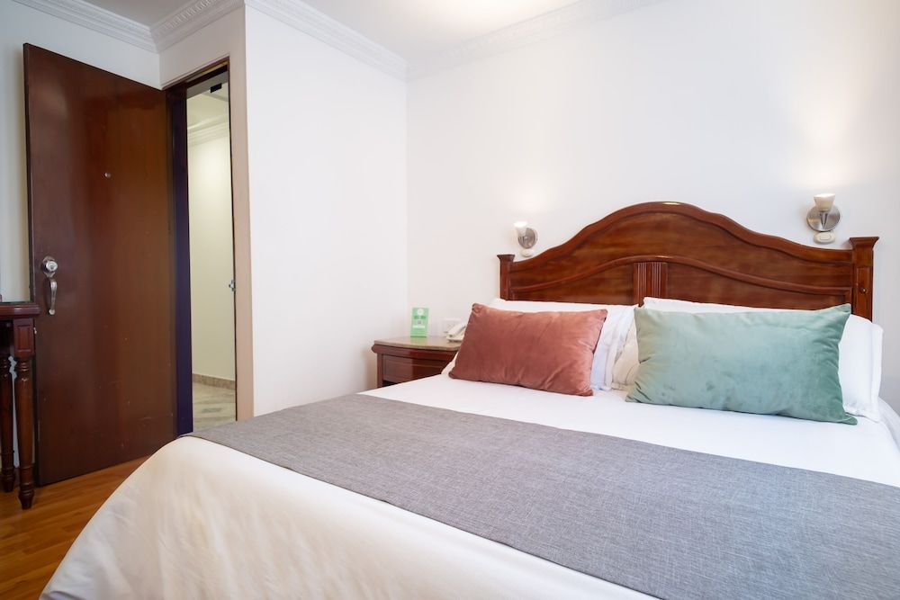 undefined Hotel Virrey Central 3