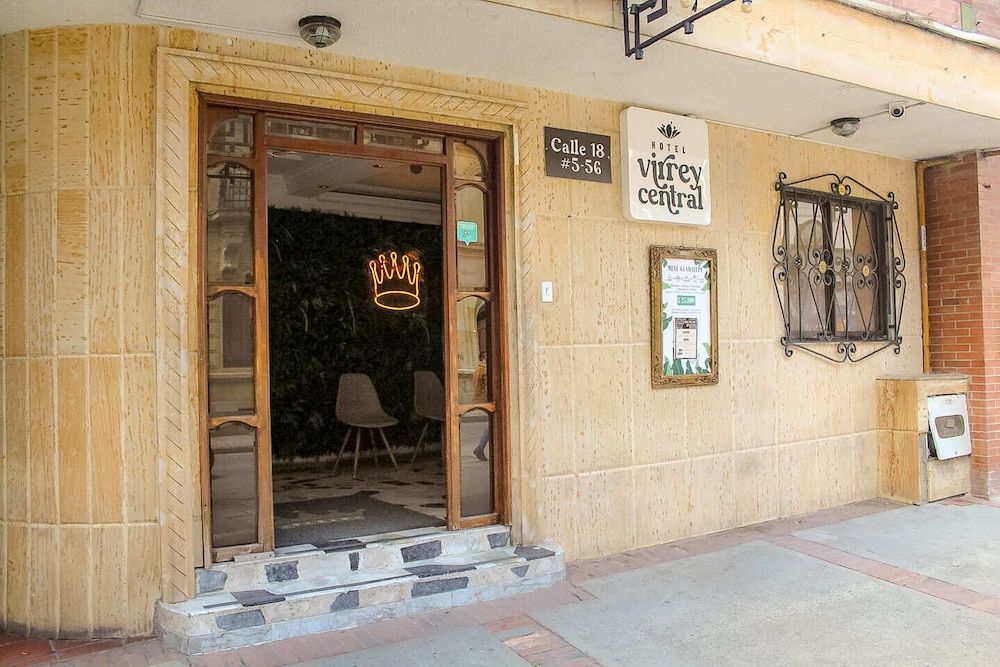 undefined Hotel Virrey Central 7