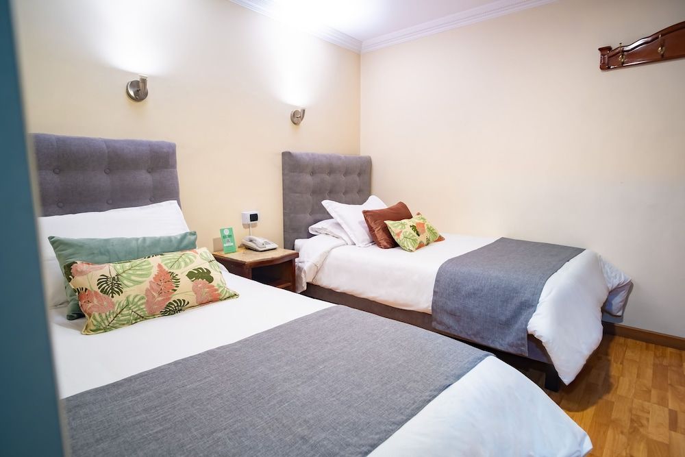 undefined Hotel Virrey Central 5