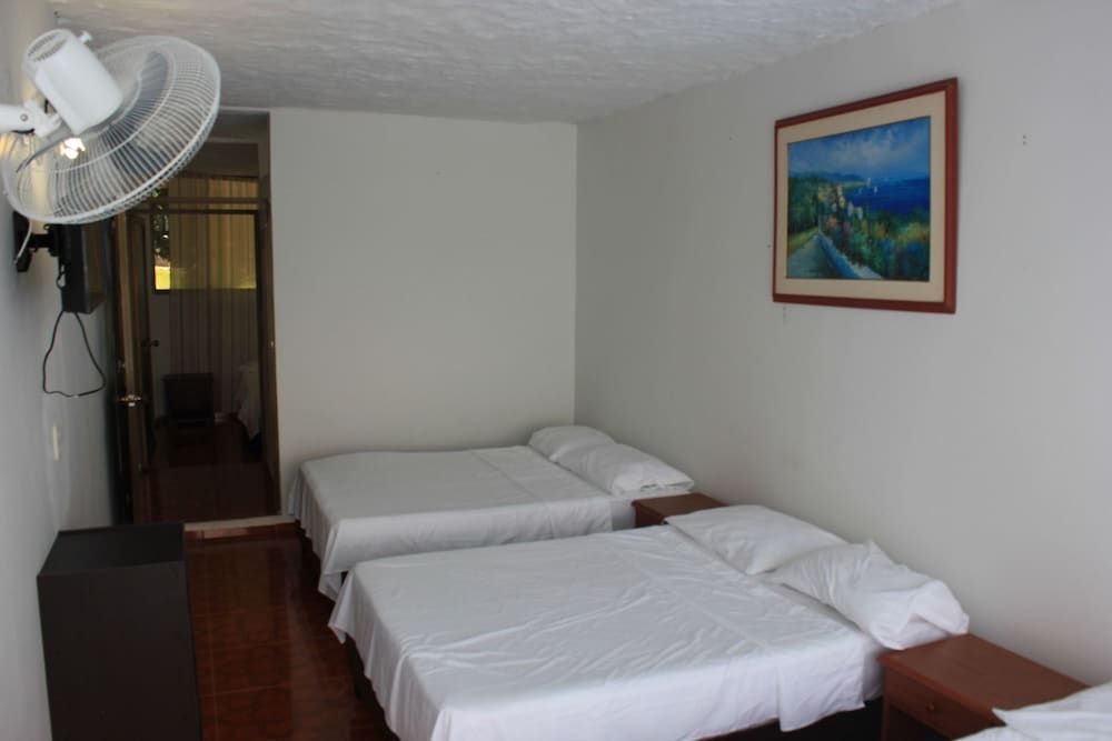 Family Room, 2 Bedrooms, Balcony, Lagoon View (8 People)