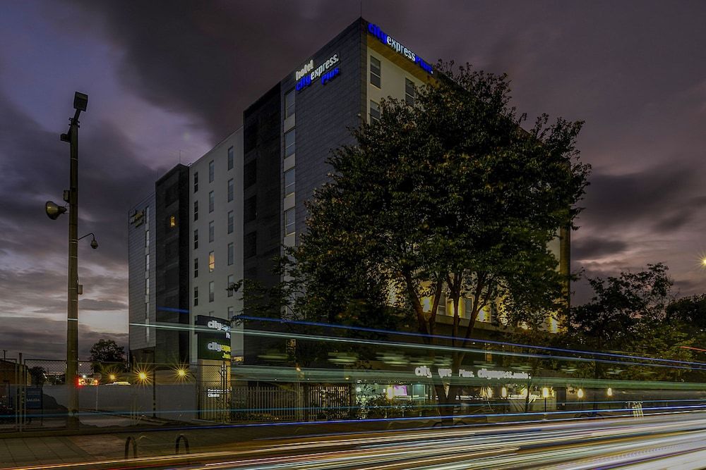 undefined City Express Plus by Marriott Bogota Aeropuerto 4