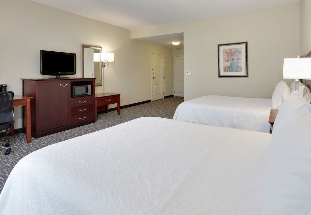 Room, 2 Queen Beds, Accessible, Non Smoking