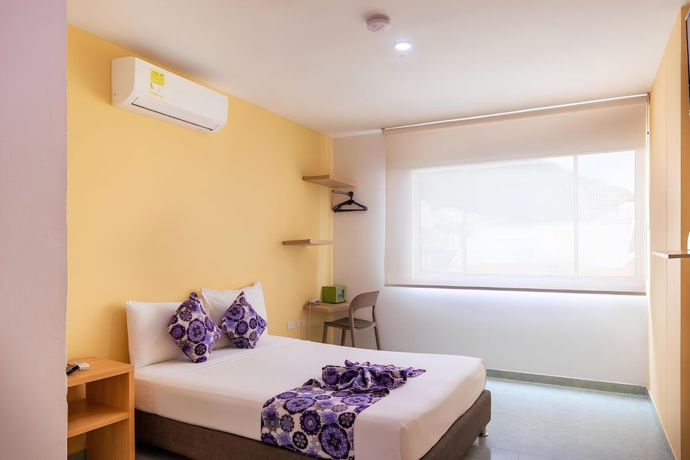 Hotel Portobahia Superior Double Room 9