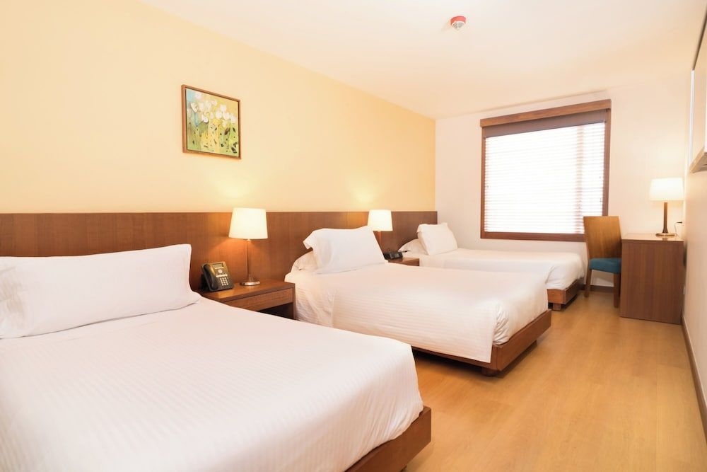 undefined Hotel Habitel Select 4