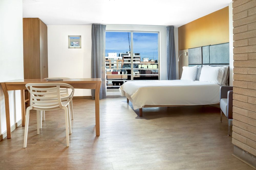 Viaggio Teleport Suites Studio 10