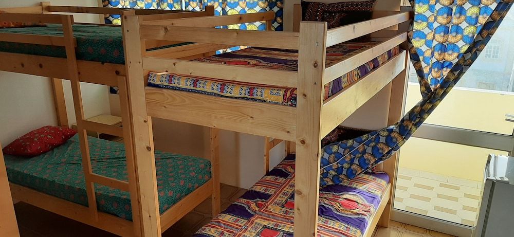 Atlantic Maio Hotel Economy Shared Dormitory, Mixed Dorm, Courtyard View 2