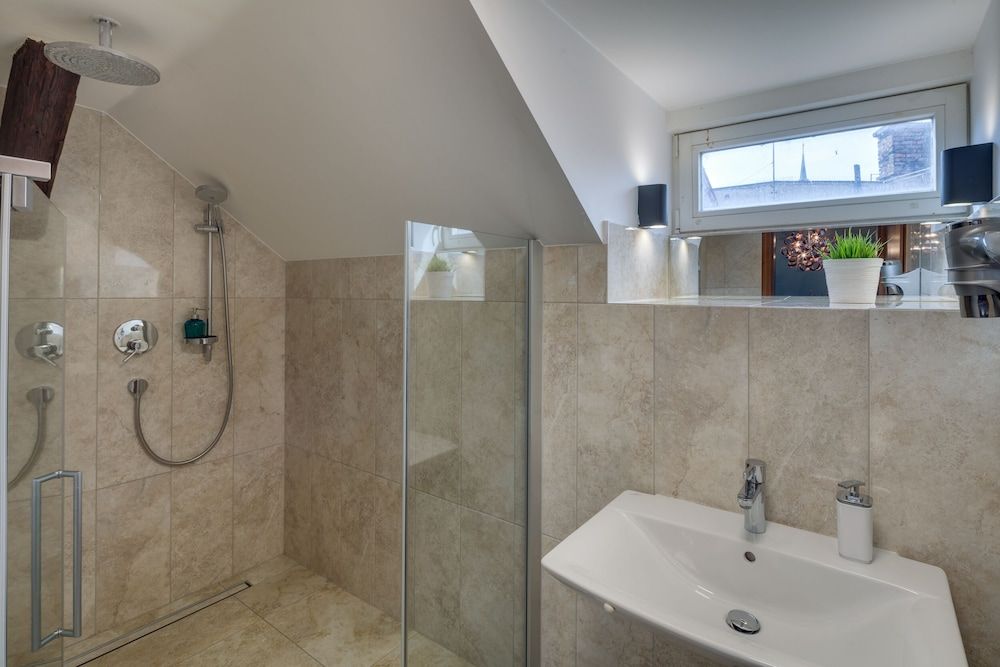 Selinor Old Town Apartments Studio, 1 Bedroom (2 Adults) 7