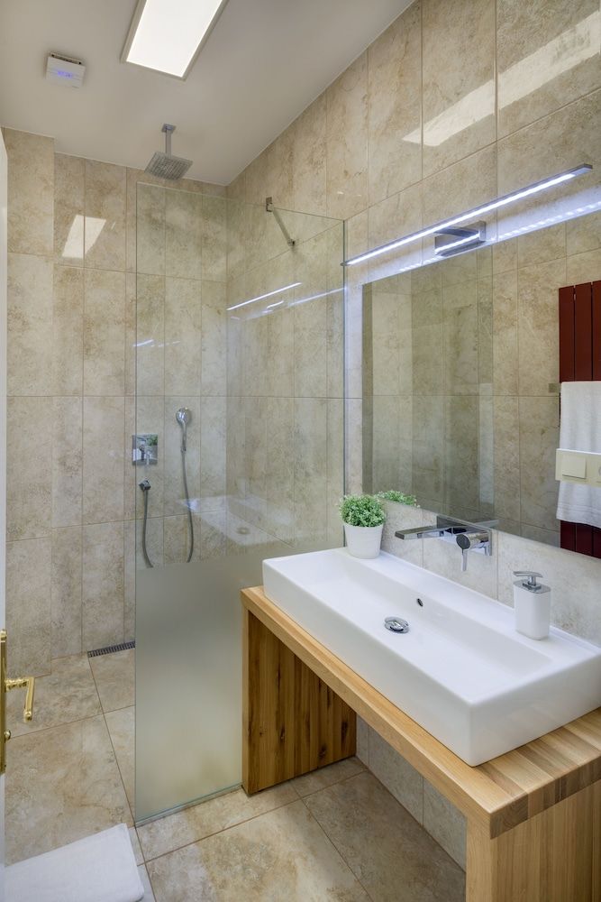 undefined Selinor Old Town Apartments 4