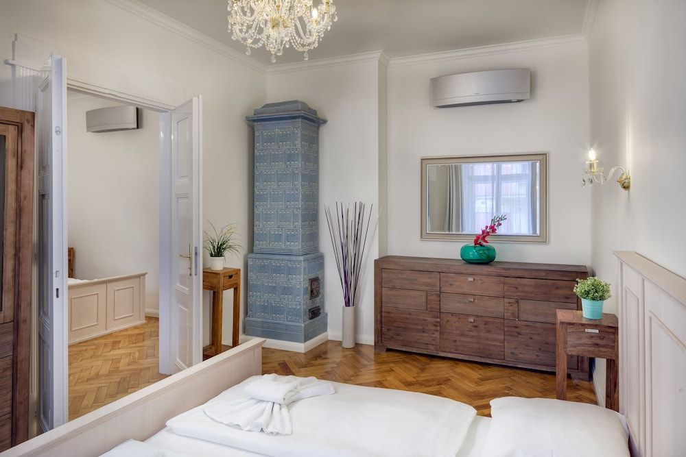 undefined Selinor Old Town Apartments 6