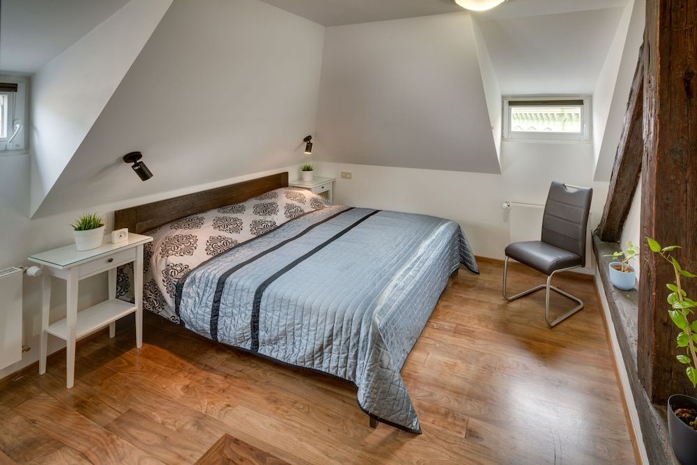 undefined Selinor Old Town Apartments 10