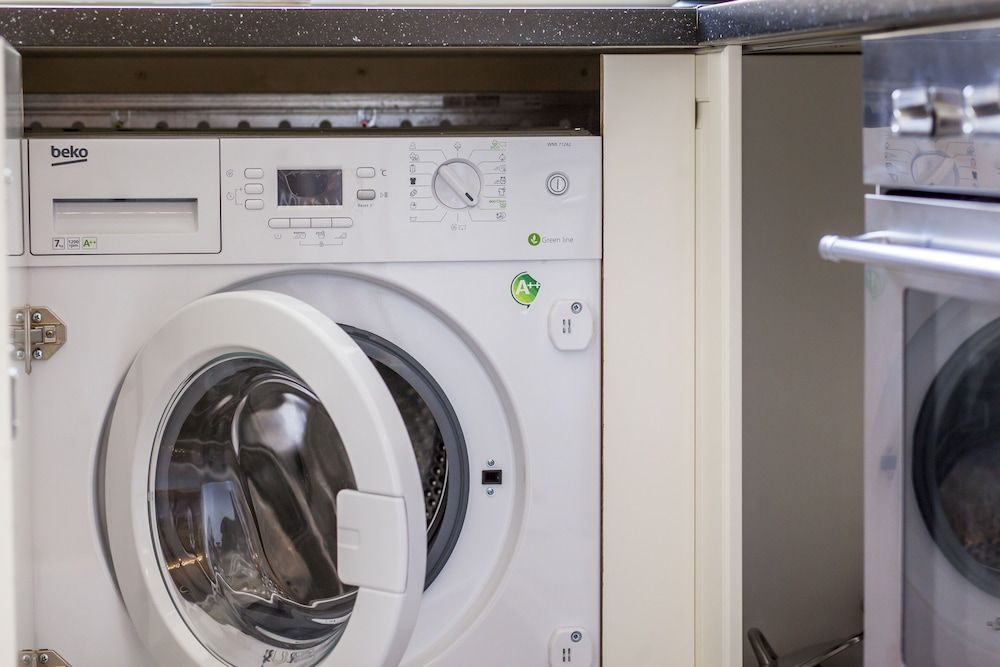 Selinor Old Town Apartments Studio, 1 Bedroom (2 Adults) 6