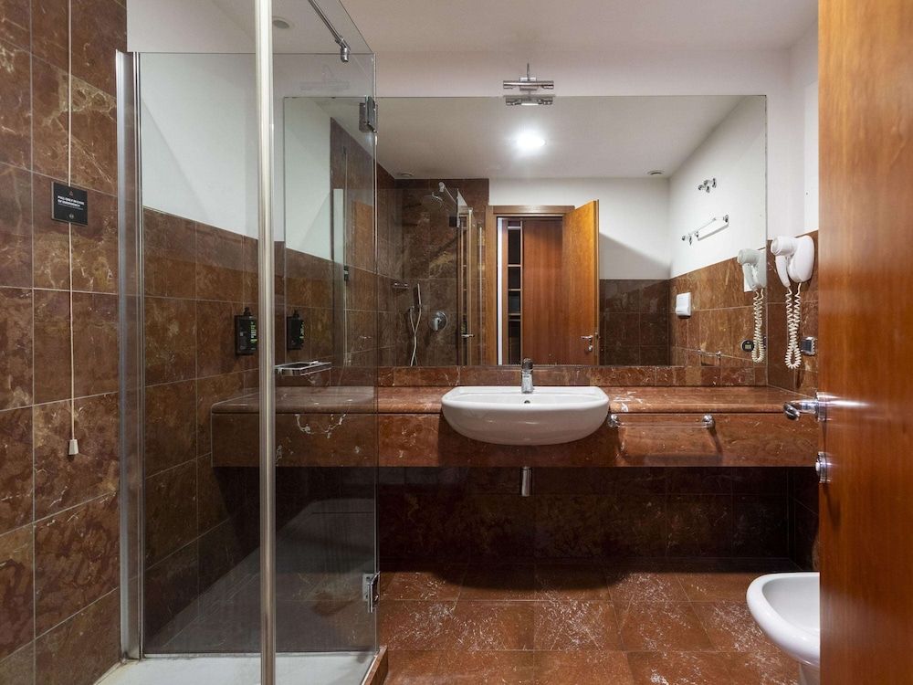 B&B Hotel Trapani Crystal Twin Room 9