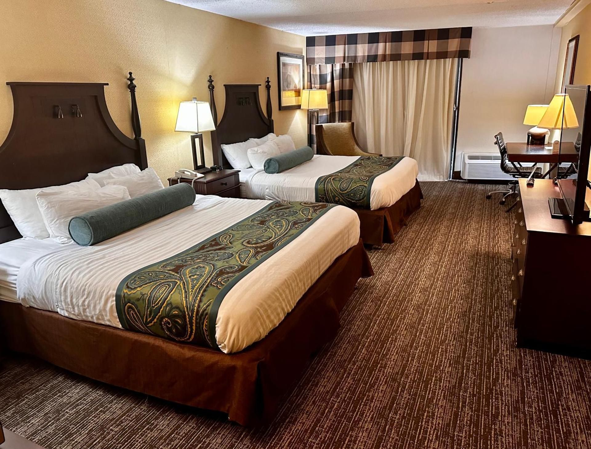 Premium Queen Room with Two Queen Beds with Patio