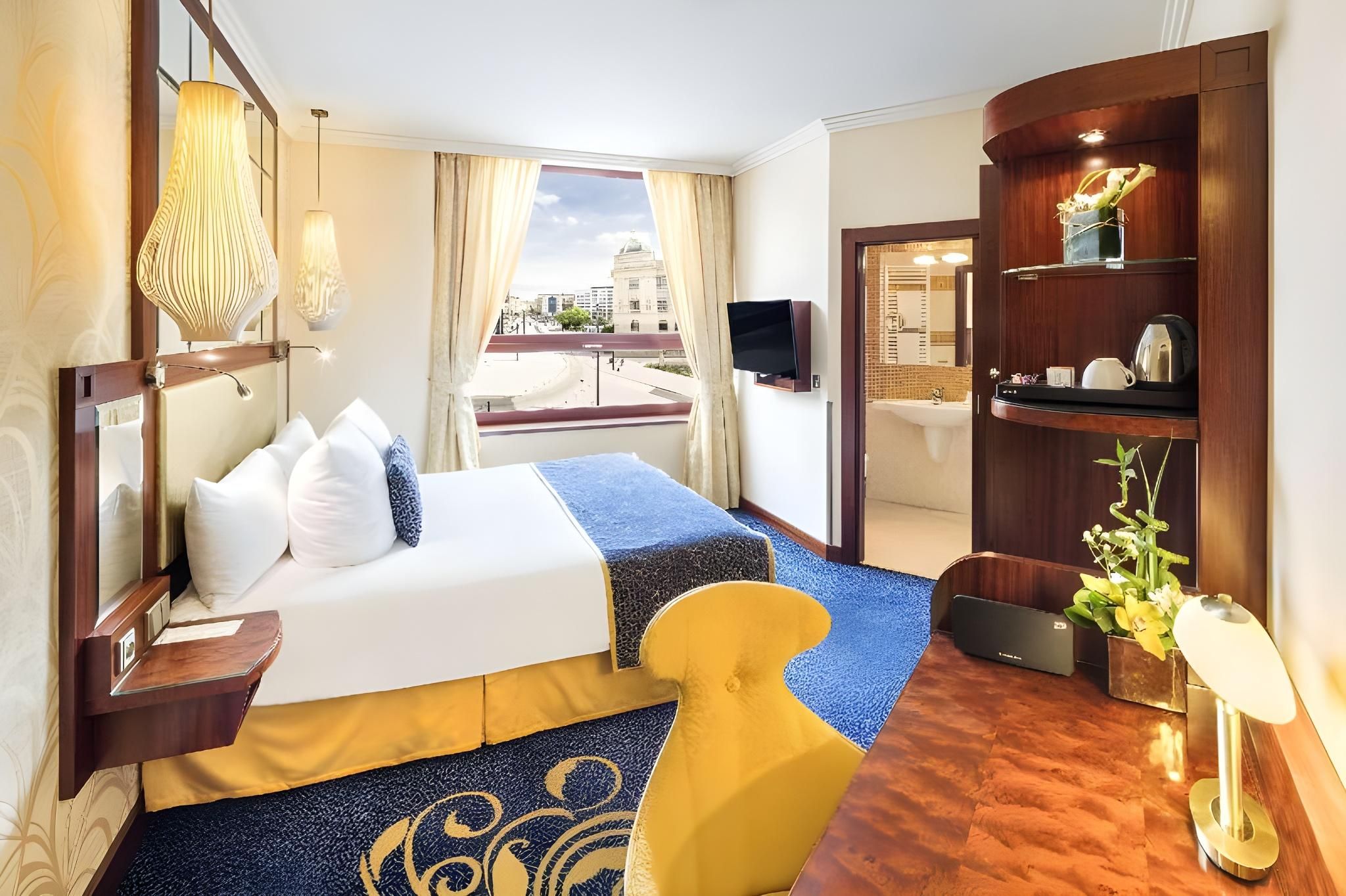 Occidental Praha Wilson Superior 2