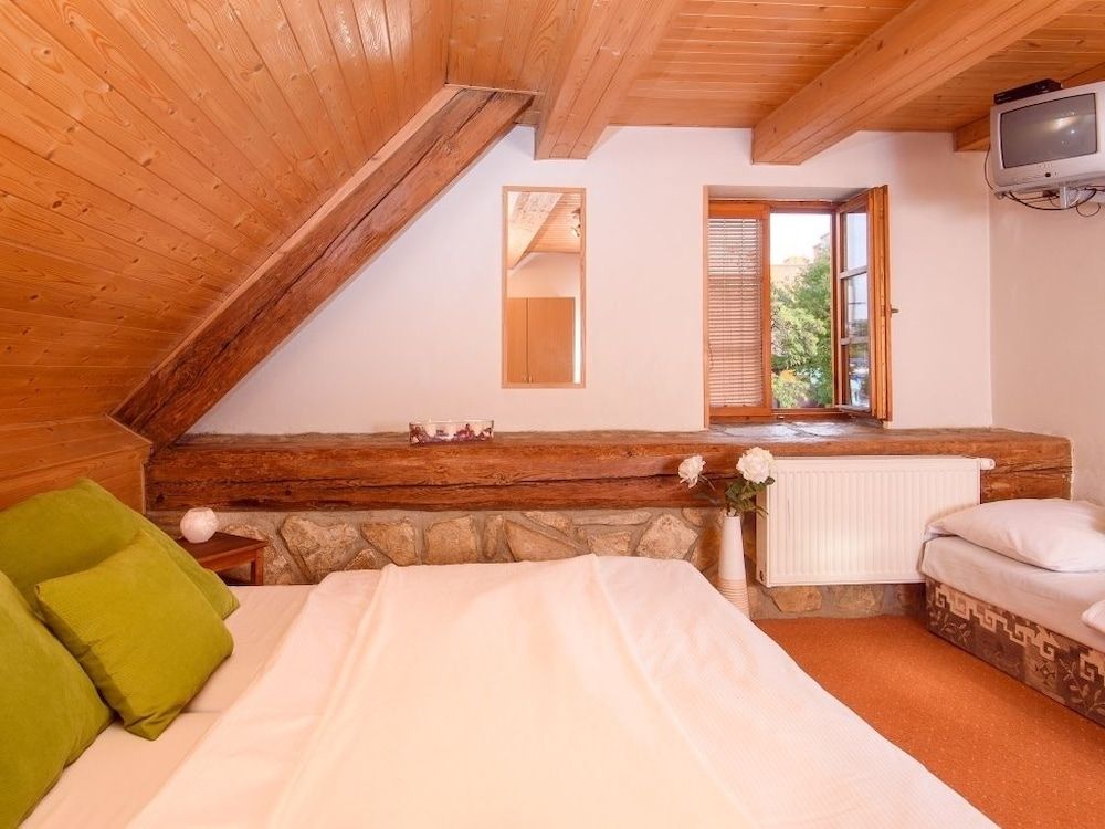 Hotel Bella Double or Twin Room 5