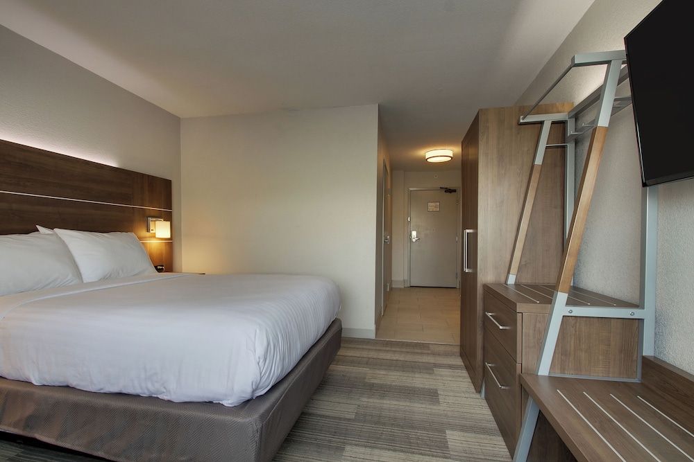 Room, 1 Queen Bed, Accessible (Communications/Mobility Accessible)