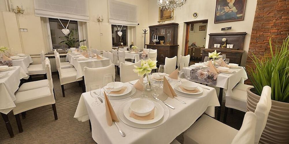 undefined Hotel ANETTE 5