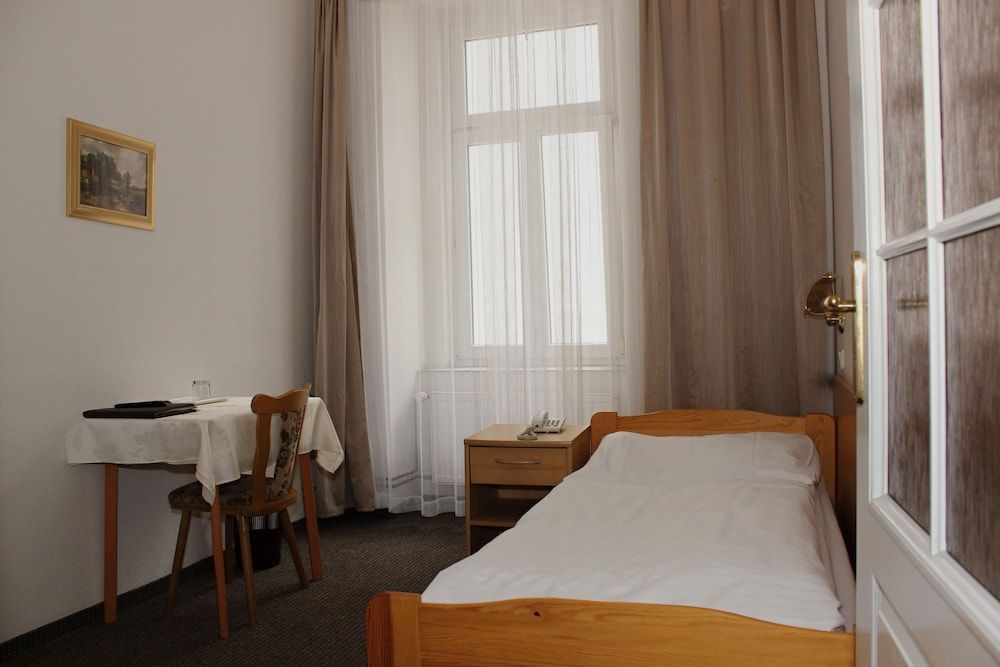 undefined Hotel Meran 2